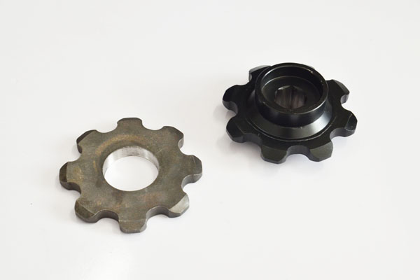 Gathering chain sprockets